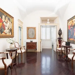 Iflat Spanish Steps Luxury And Historical Apt Roma